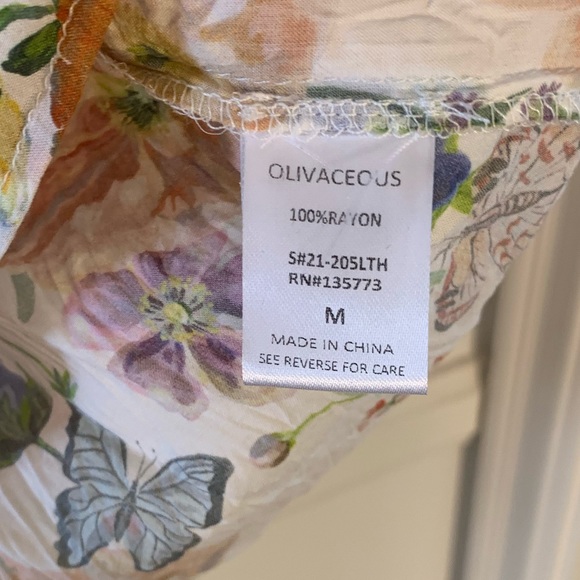 Olivacious Spring Floral Blouse - Picture 10 of 11